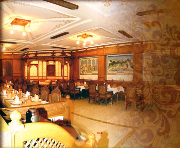 الهند مطعم قصر cross